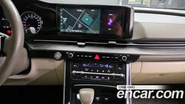 Kia Carnival 2020 — Фото 18/20