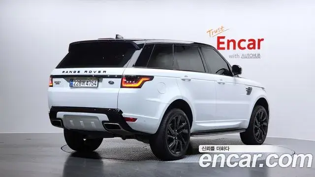 Land Rover Range Rover Sport 2019 — Photo 10/20