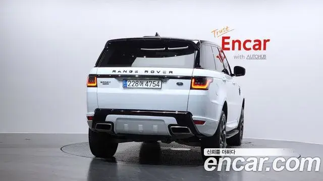 Land Rover Range Rover Sport 2019 — Photo 18/20
