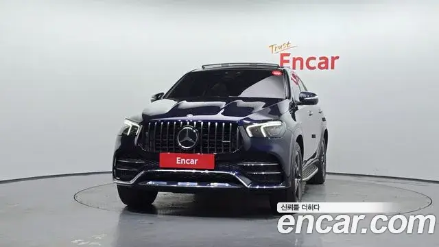Mercedes-Benz GLE-Class 2021 — Photo 1/20