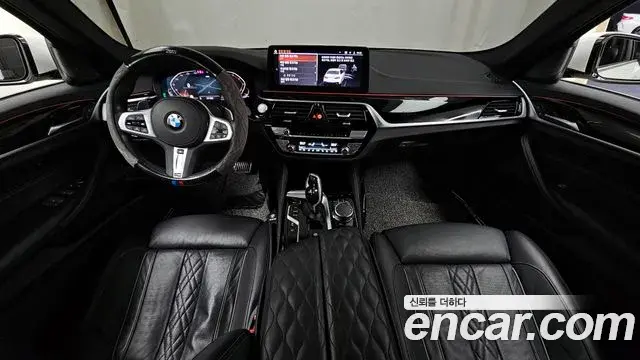 BMW 5 Series 2023 — Photo 7/20