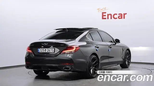 Genesis G70 2019 — Photo 12/20