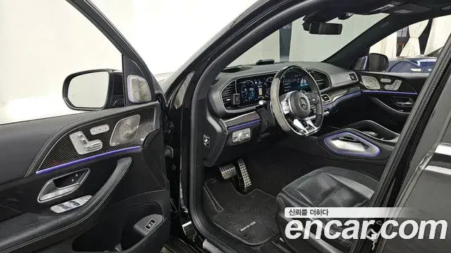 Mercedes-Benz GLE-Class 2022 — Photo 12/20