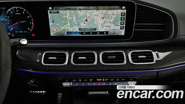 Mercedes-Benz GLE-Class 2022 — Photo 13/20