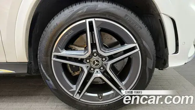 Mercedes-Benz GLS-Class 2022 — Фото 5/20