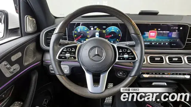 Mercedes-Benz GLS-Class 2022 — Фото 13/20