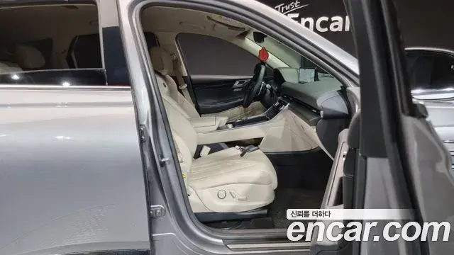Genesis GV80 2021 — Photo 18/20
