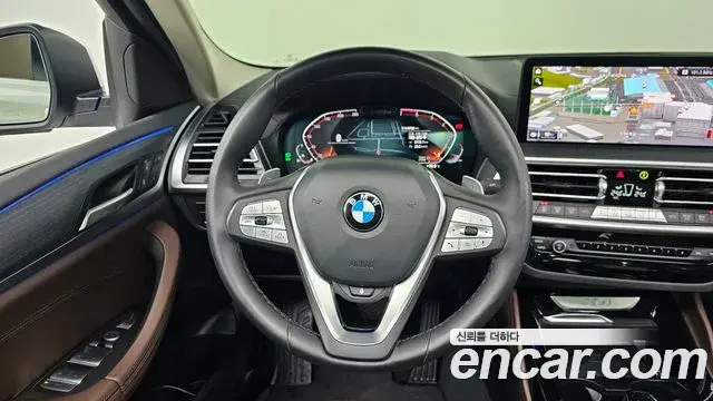 BMW X4 2025 — Photo 10/20