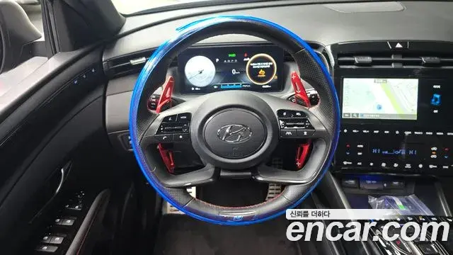 Hyundai Tucson Hybrid 2023 — ფოტო 9/20