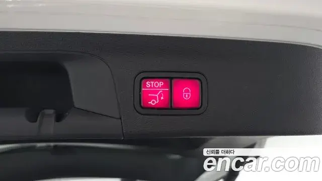 Mercedes-Benz GLS-Class 2021 — ფოტო 13/20