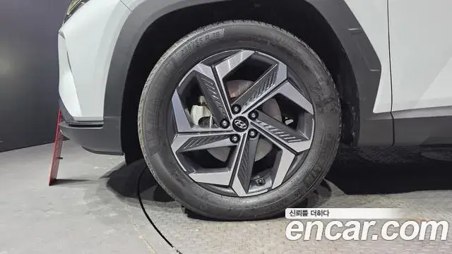 Hyundai The New Tucson 2021 — Фото 5/20