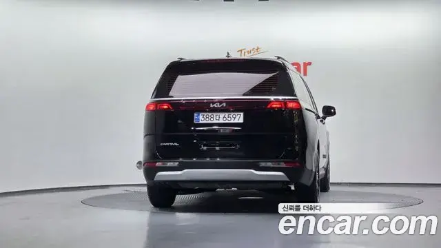 Kia Carnival 2022 — Photo 6/20