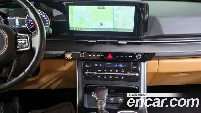 Kia Carnival 2022 — Photo 2/20