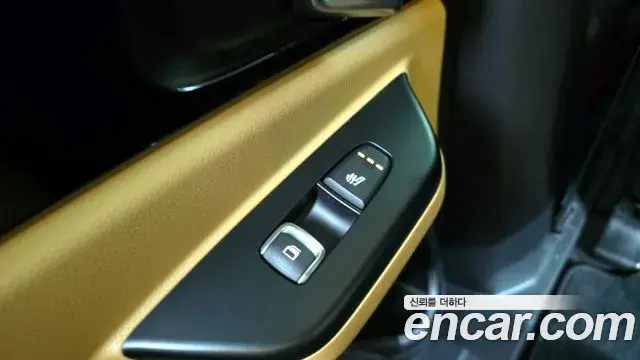 Kia Carnival 2022 — Photo 19/20