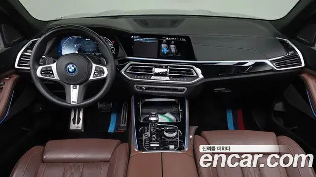 BMW X5 2023 — Photo 8/20
