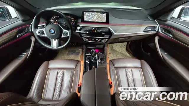 BMW 5 Series 2020 — ფოტო 3/20