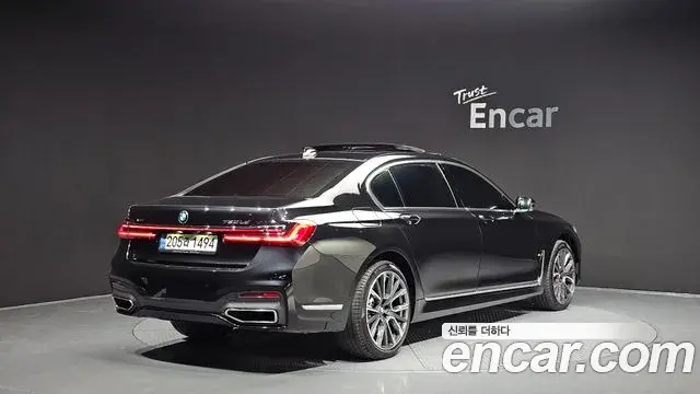 BMW 7 Series 2021 — Photo 10/20