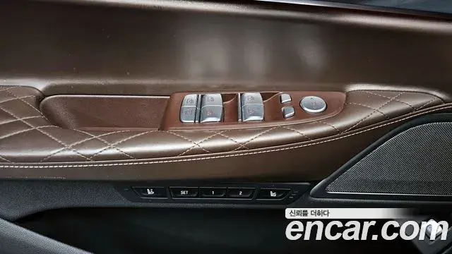 BMW 7 Series 2021 — Photo 15/20