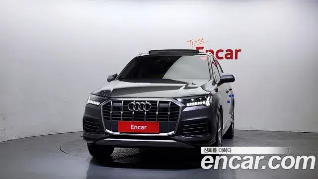 Audi Q7 2020 — ფოტო 3/20