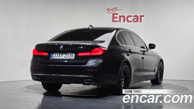 BMW 5 Series 2020 — Şəkil 20/20