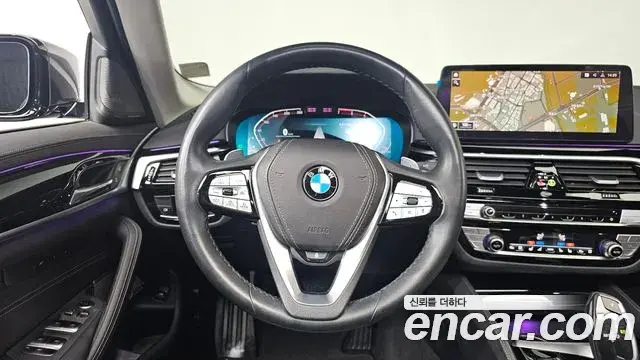 BMW 5 Series 2020 — Şəkil 7/20