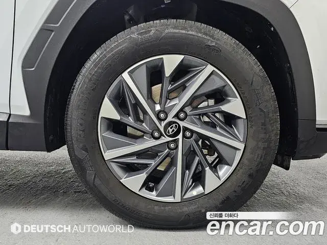 Hyundai Tucson Hybrid 2022 — ფოტო 13/20