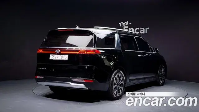 Kia Carnival 2020 — Фото 2/20