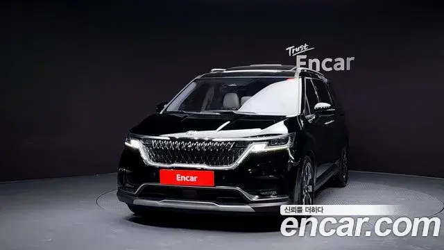 Kia Carnival 2020 — Фото 3/20