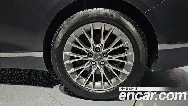 Genesis G80 2021 — ფოტო 14/20
