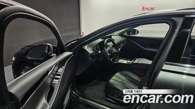 Genesis G80 2021 — ფოტო 8/20
