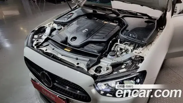 Mercedes-Benz E-Class 2021 — Şəkil 10/20