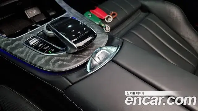 Mercedes-Benz E-Class 2021 — Şəkil 11/20