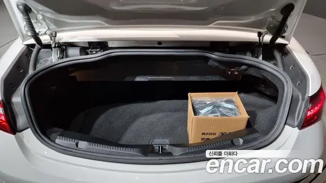 Mercedes-Benz E-Class 2021 — Şəkil 13/20