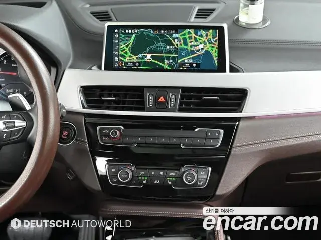 BMW X1 2022 — Şəkil 12/20