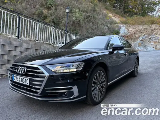 Audi A8 2021 — ფოტო 4/16