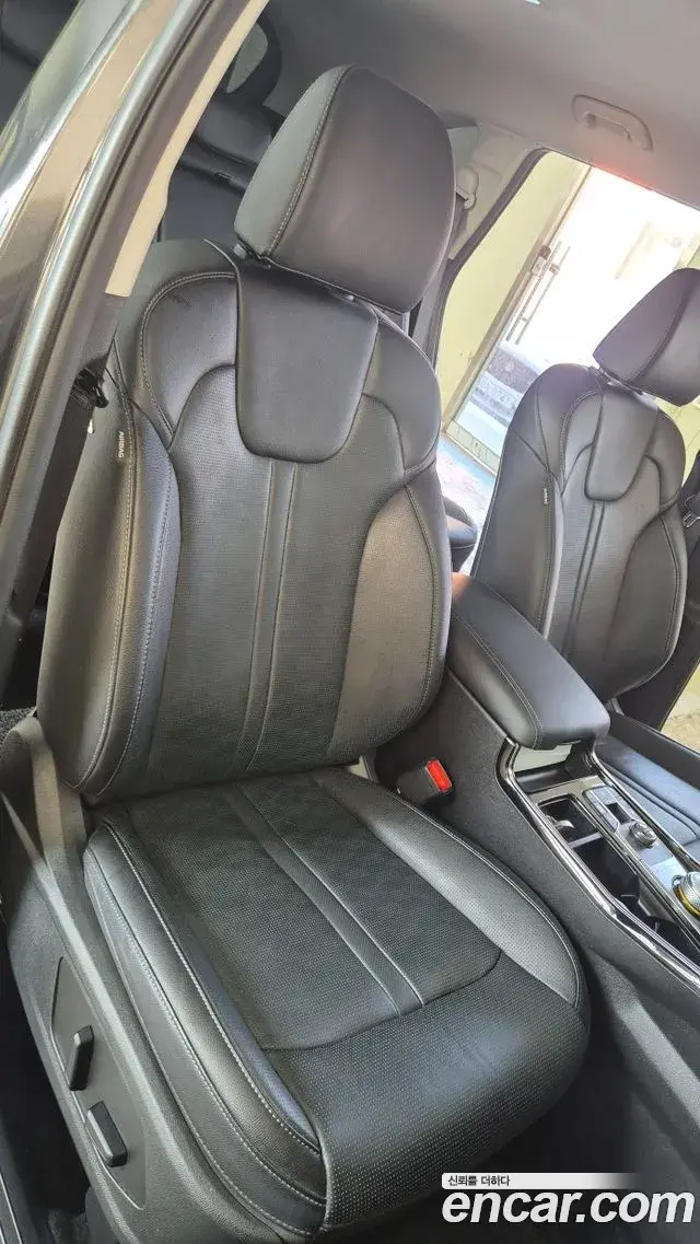Kia Sorento 2025 — Photo 19/20