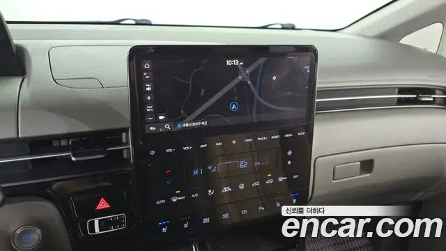 Hyundai Staria 2021 — Photo 4/20