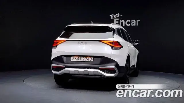 Kia Sportage 2022 — Şəkil 17/20