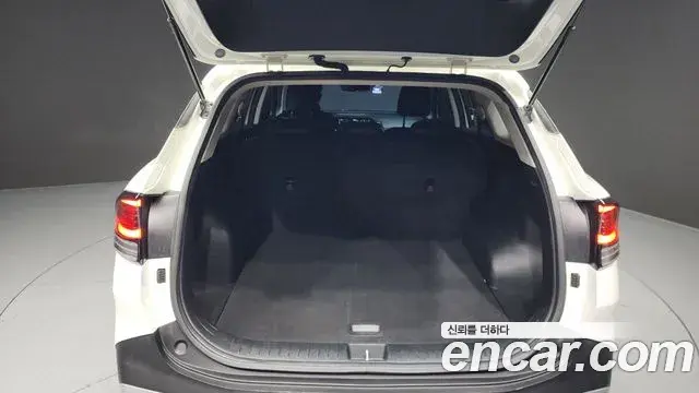 Kia Sportage 2022 — Şəkil 15/20