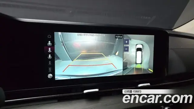 Kia Carnival 2022 — Photo 8/20