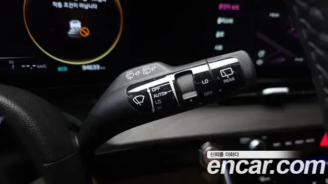 Kia Carnival 2022 — Photo 19/20