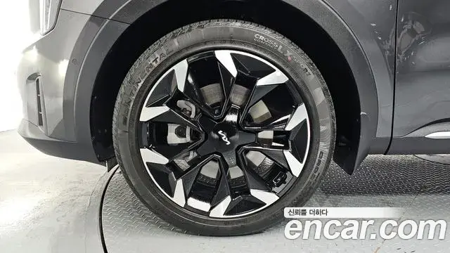 Kia Sorento 2023 — Photo 13/20