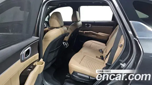 Kia Sorento 2023 — Photo 11/20
