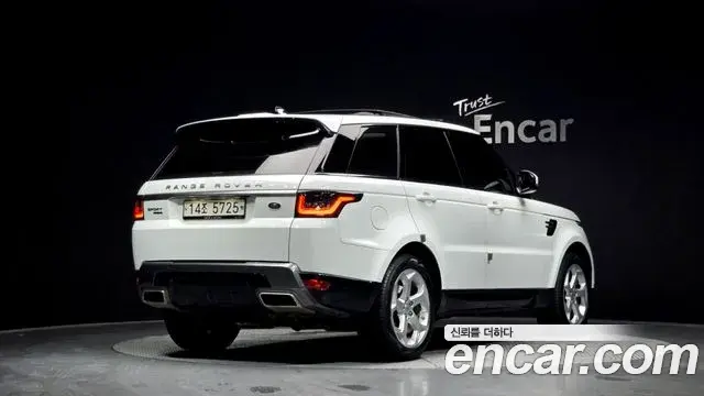 Land Rover Range Rover Sport 2018 — Photo 7/20