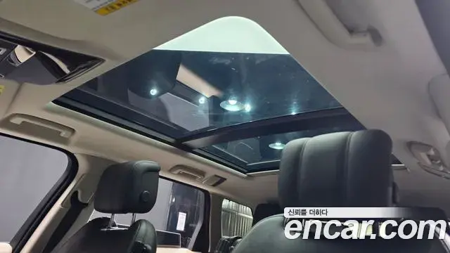 Land Rover Range Rover Sport 2018 — Photo 17/20