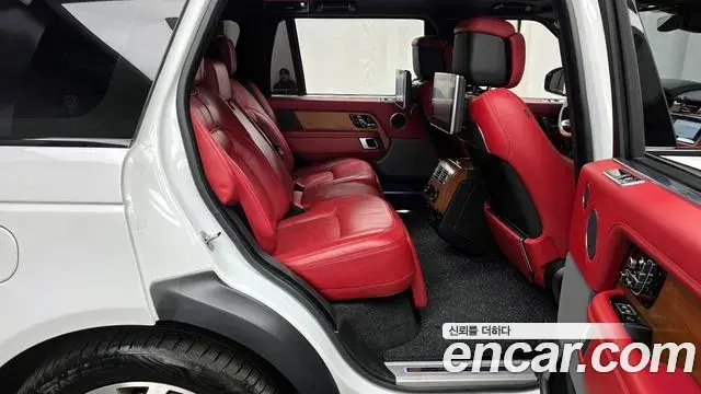Land Rover Range Rover 2021 — Photo 9/20
