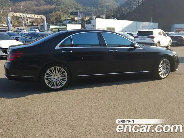 Mercedes-Benz S-Class 2019 — ფოტო 9/20