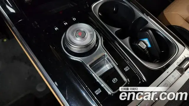Kia Carnival 2021 — Şəkil 12/20