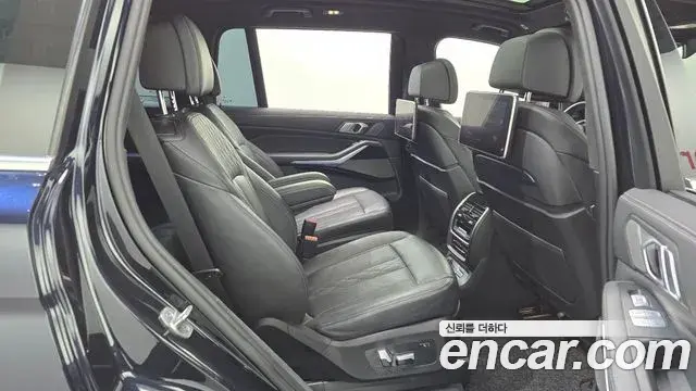 BMW X7 2021 — ფოტო 4/20