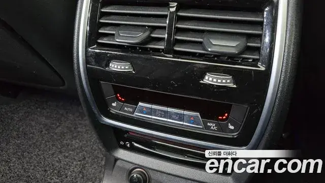 BMW X7 2021 — ფოტო 5/20